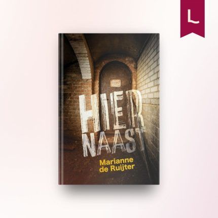 Hiernaast